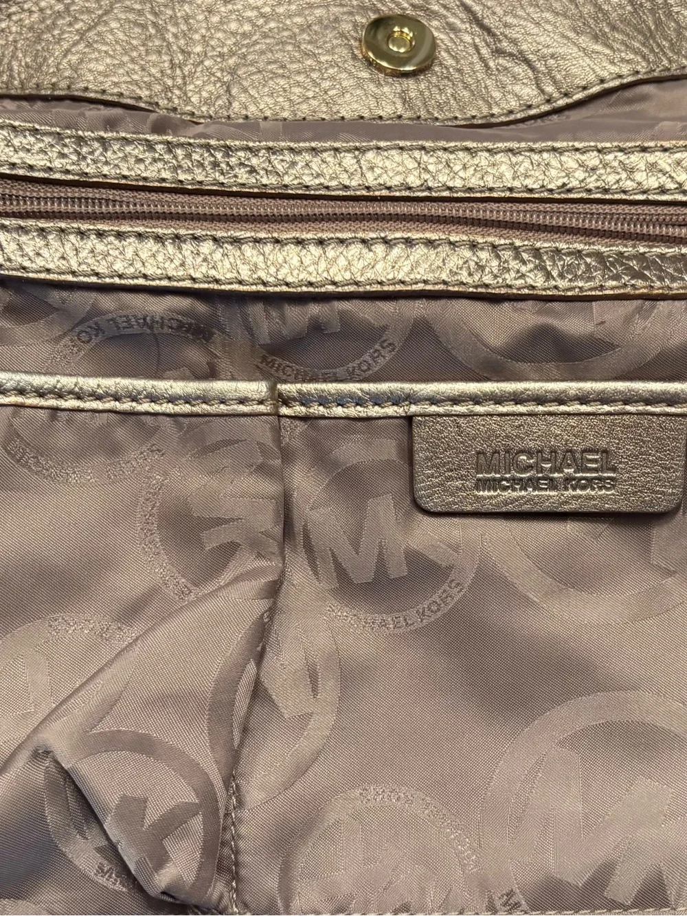 Authentic Michael Kors Layton Metallic Gold Pebbled Leather Shoulder Bag w/ Dust - Picture 9 of 13